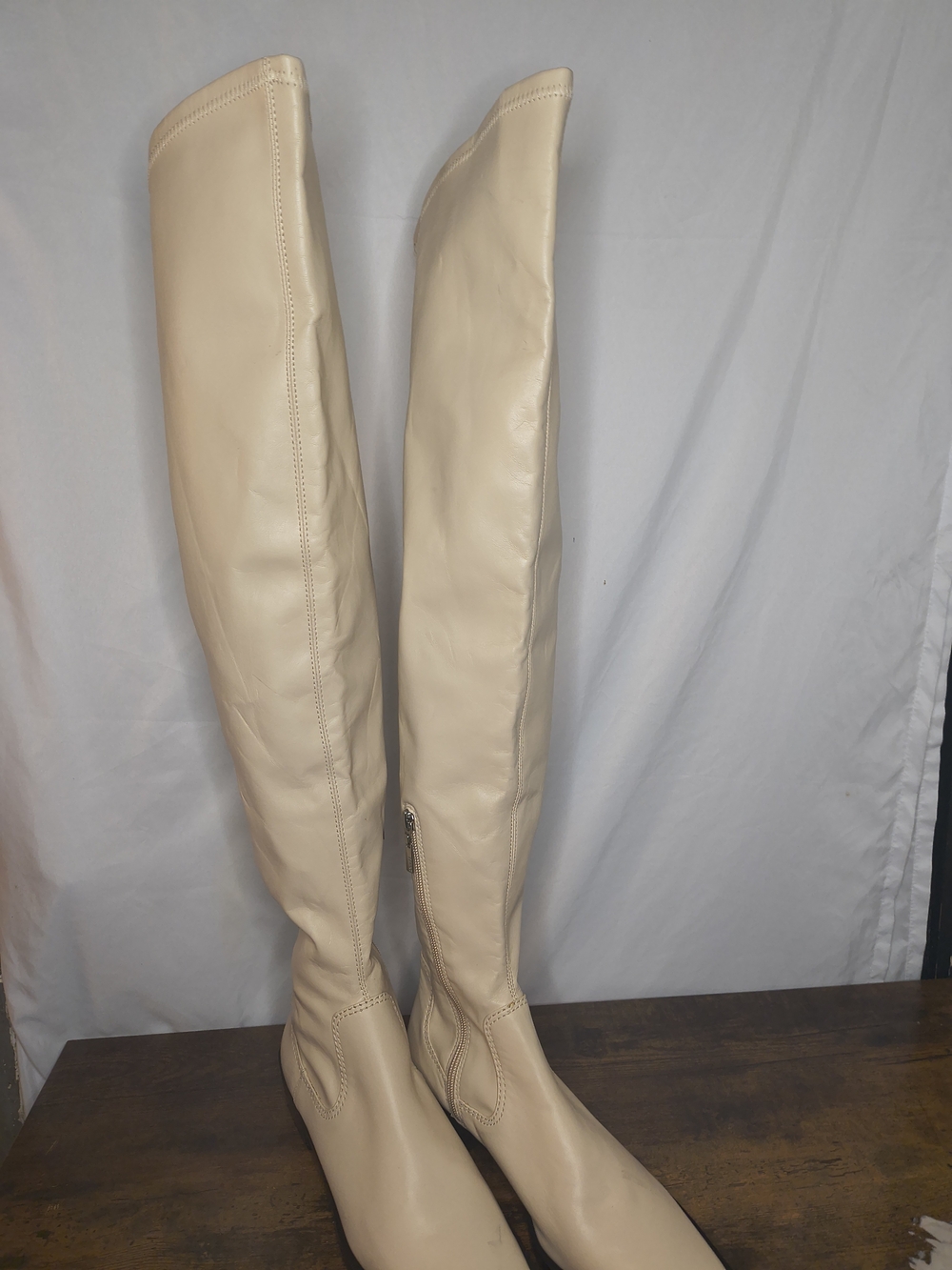 Schutz Guily Up Over the Knee Boot Color EGGSHELL Square toe Size 8 - Picture 2 of 5